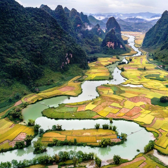 vietnam-laos-thumb